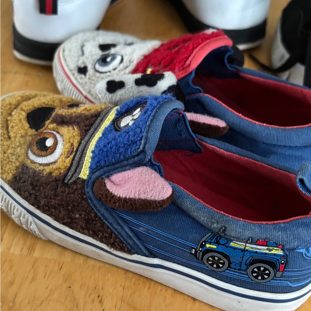 Reebok Blue and Brown Slip-On Slippers with Elastic Laces